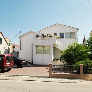 Kanajet Kaštela